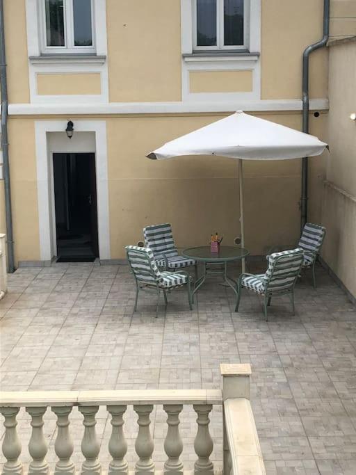 Top Appartement 10 Minutes De Disney 谢西 外观 照片